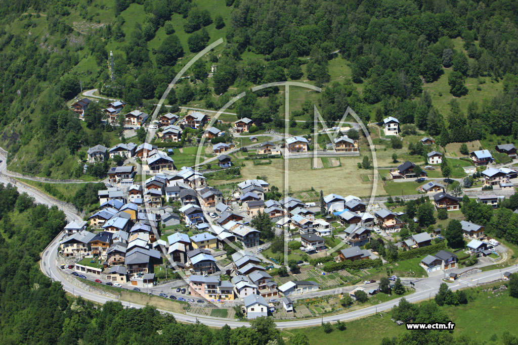 Photo arienne de Saint-Jean-de-Belleville (Villarly)