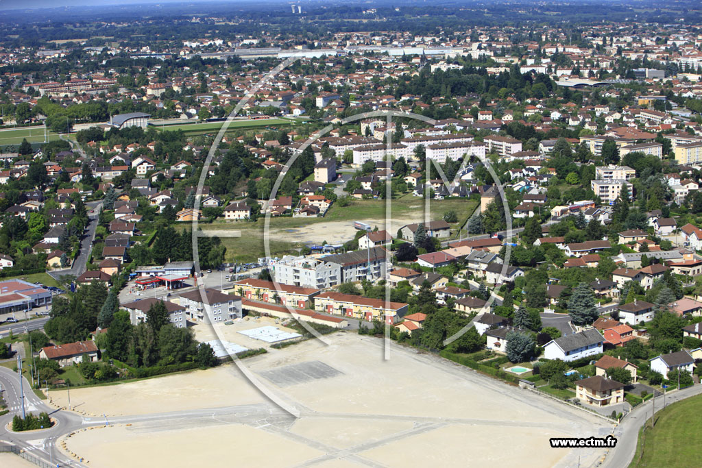 Photo arienne de Bourg en Bresse (Bouvent)