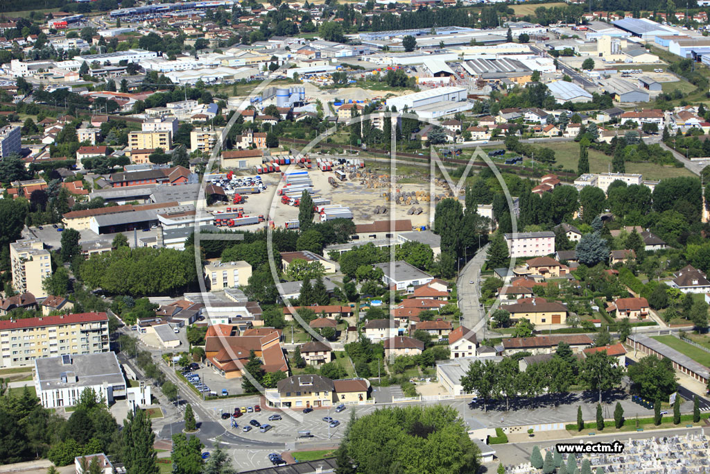 Photo arienne de Bourg en Bresse (Grand Challes)
