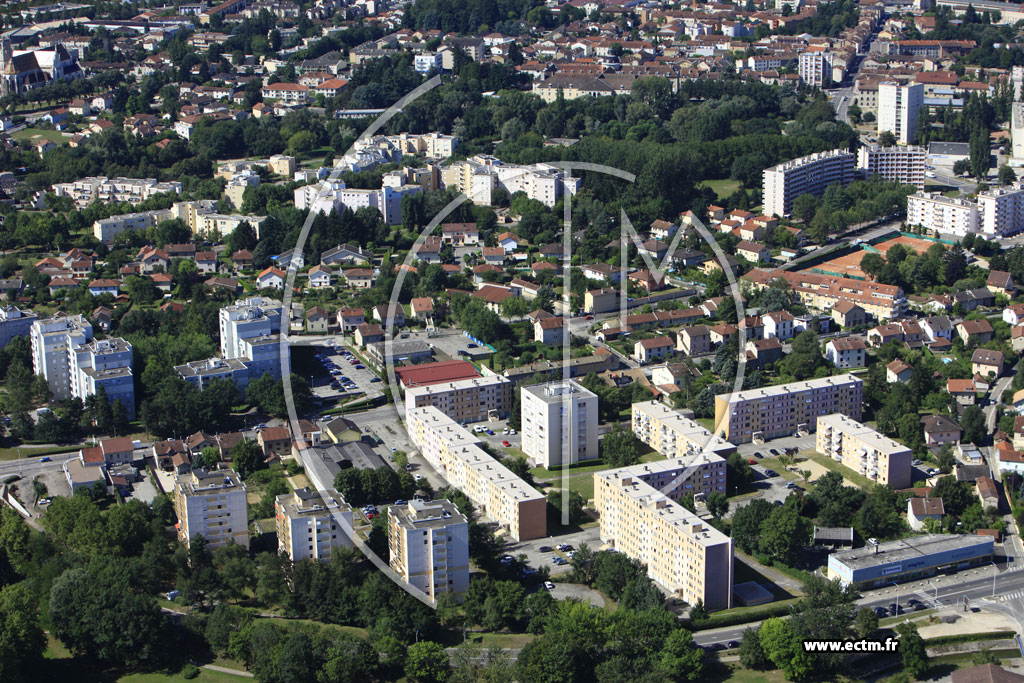 Photo arienne de Bourg en Bresse (La Croix Blanche)