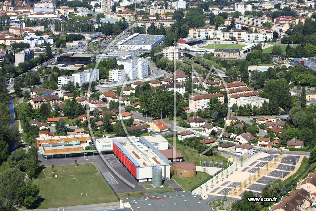 Photo arienne de Bourg en Bresse (Petit Challes)