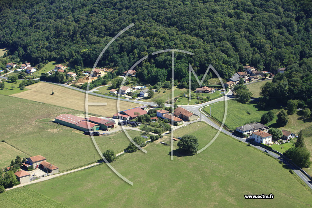 Photo arienne de Saint-Martin-du-Mont (Croix Pommier)