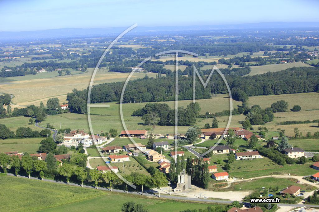 Photo arienne de Foissiat (Le Tiret)