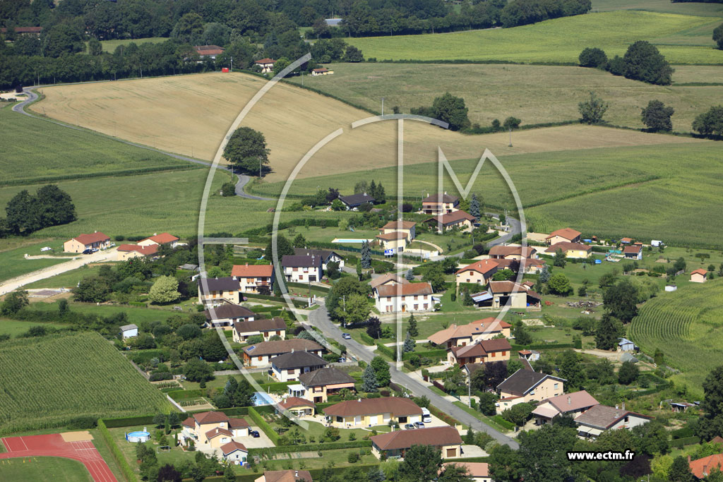 Photo arienne de Montrevel-en-Bresse (Doucet)