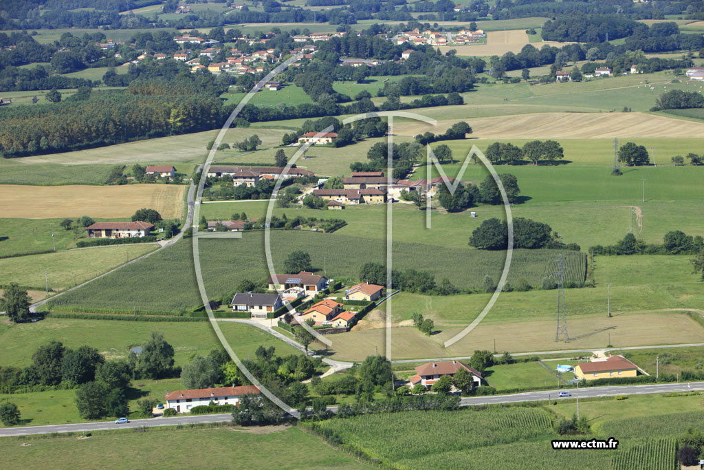 Photo arienne de Montrevel-en-Bresse (La Charme)