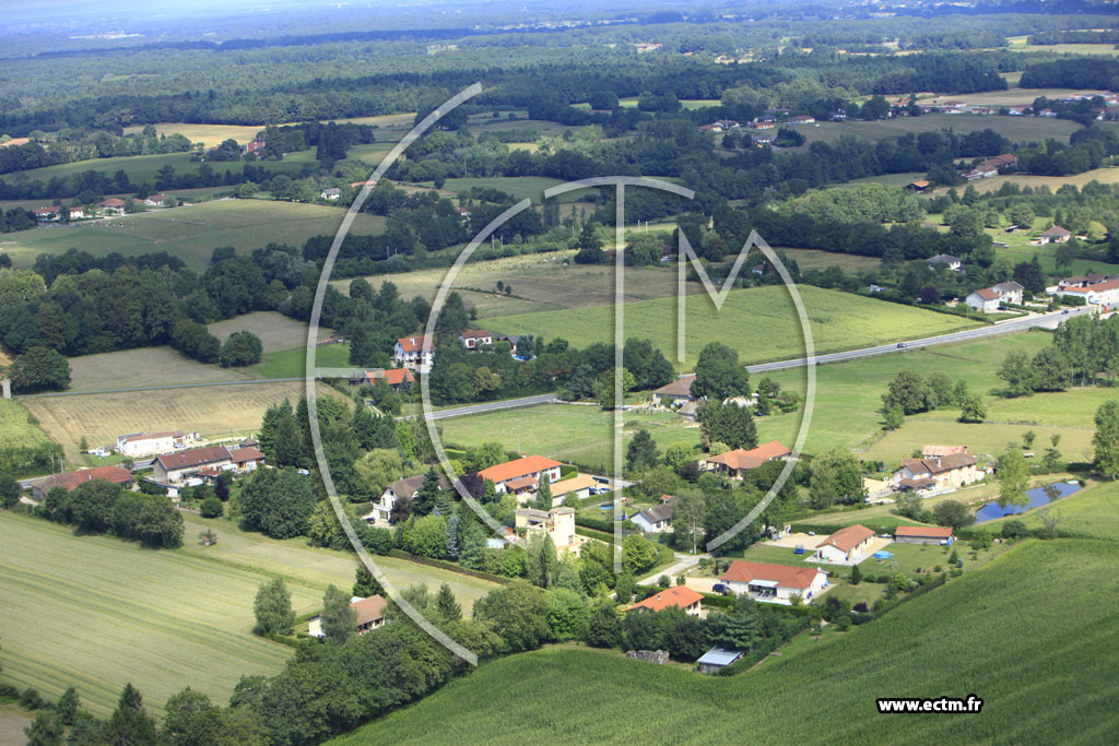 Photo arienne de Saint-tienne-du-Bois (Montaplan)