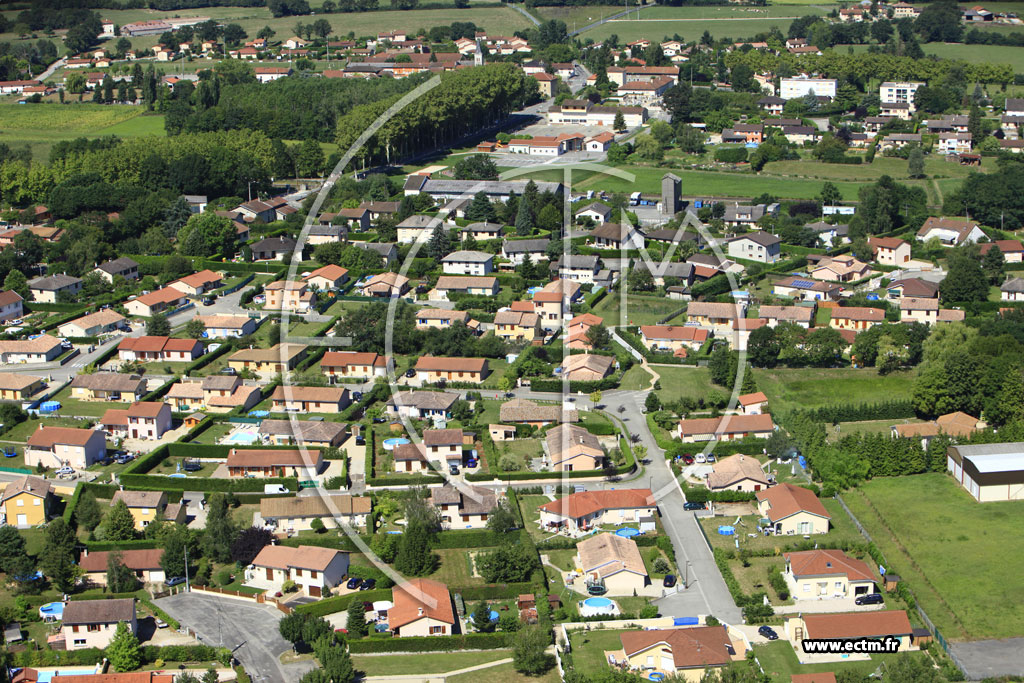 Photo arienne de Servas (Le Picardet)