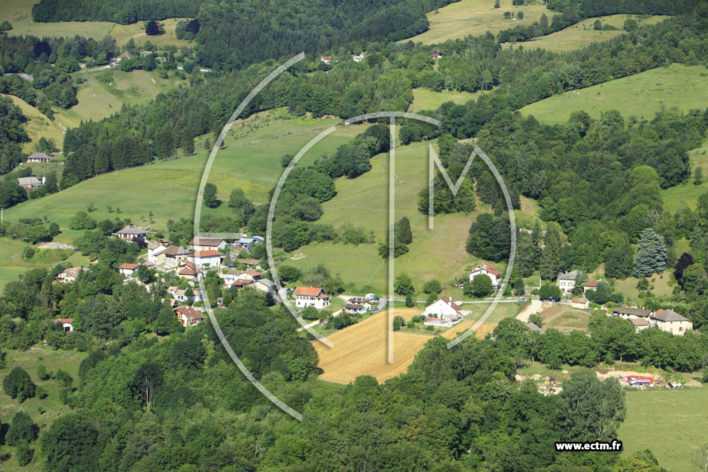 Photo arienne de Pommiers-la-Placette