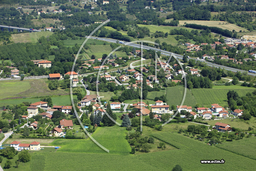 Photo arienne de Saint-Jean-de-Moirans (Les Eymins)