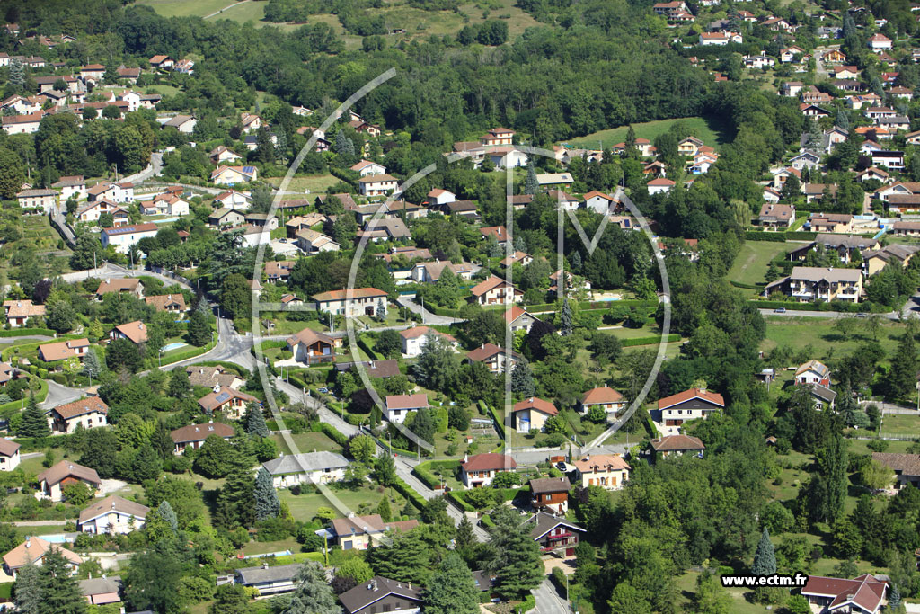 Photo arienne de Saint-Ismier