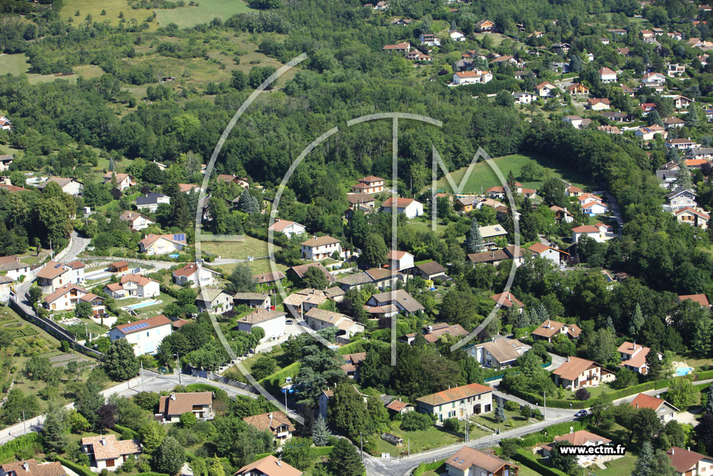 Photo arienne de Saint-Ismier
