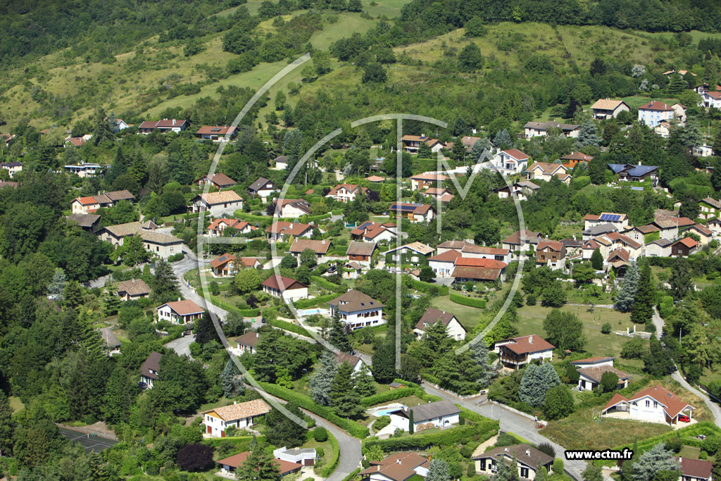 Photo arienne de Saint-Ismier