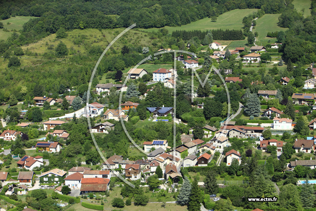 Photo arienne de Saint-Ismier