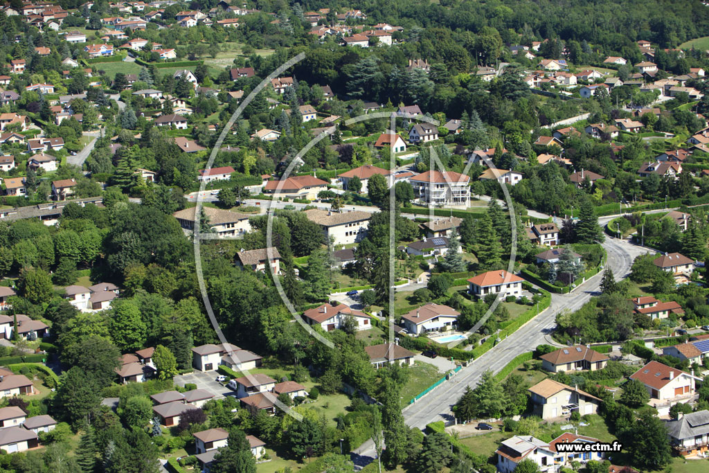 Photo arienne de Saint-Ismier