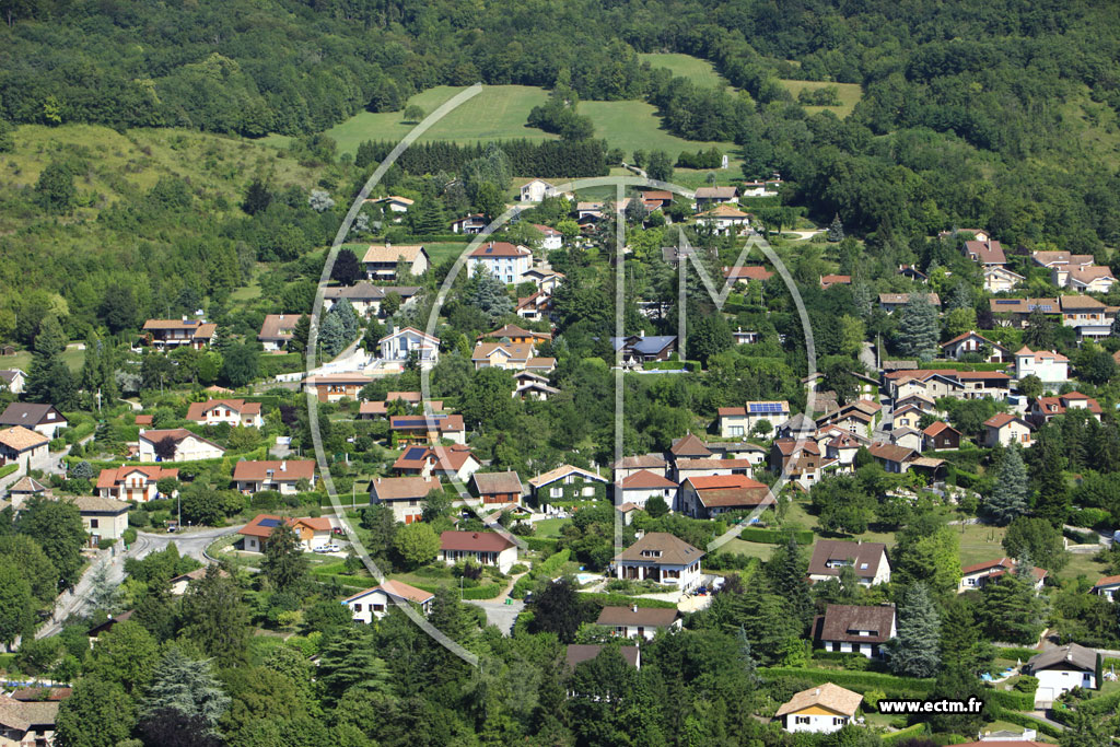 Photo arienne de Saint-Ismier