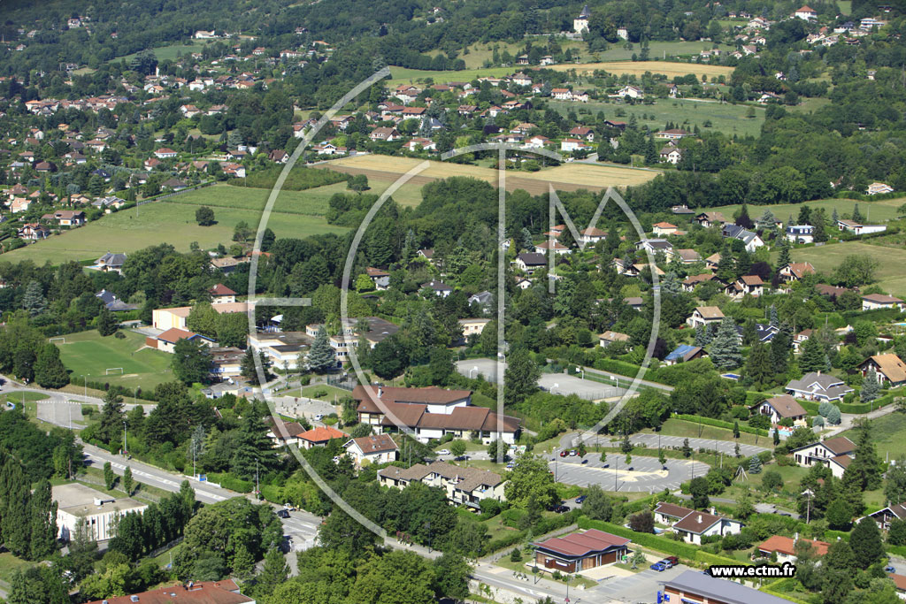 Photo arienne de Saint-Ismier