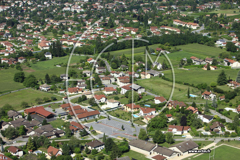 Photo arienne de Saint-Nazaire-les-Eymes