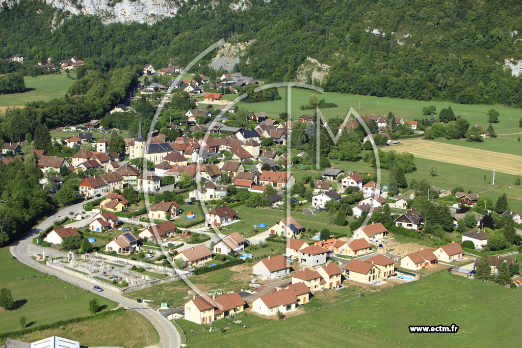 Photo arienne de Saint-Christophe-sur-Guiers