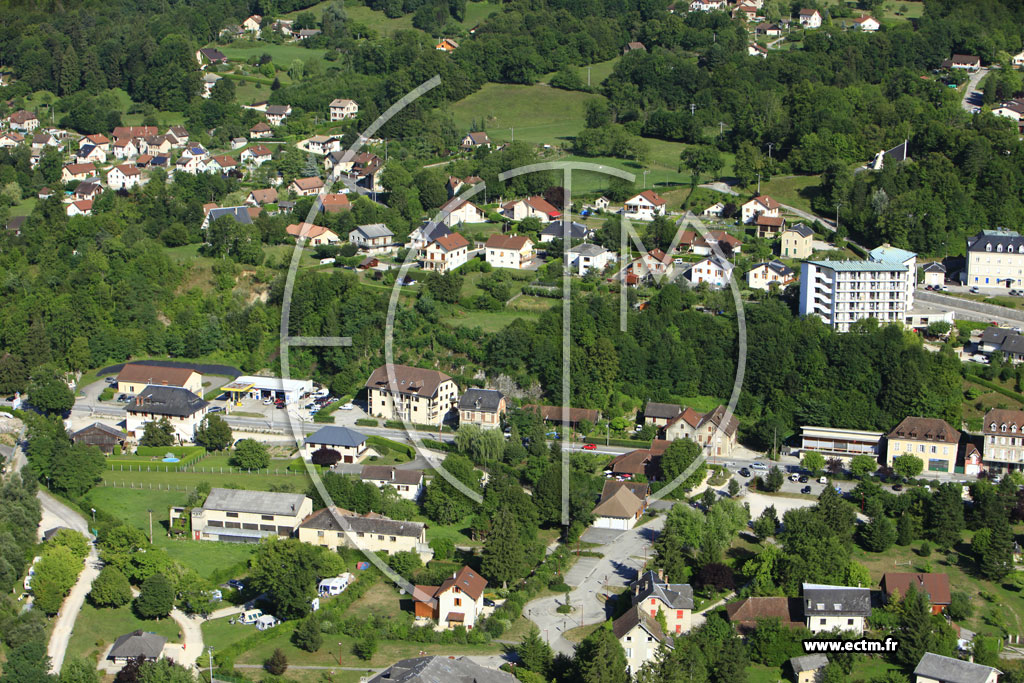 Photo arienne de Saint-Laurent-du-Pont