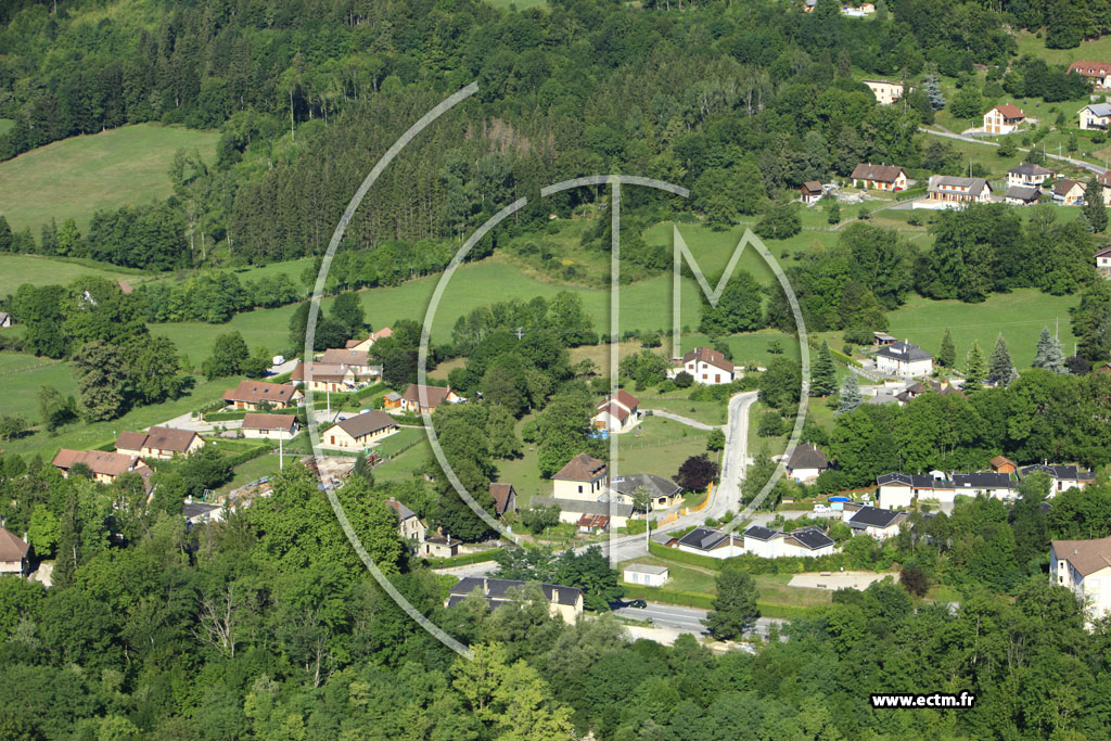 Photo arienne de Saint-Laurent-du-Pont