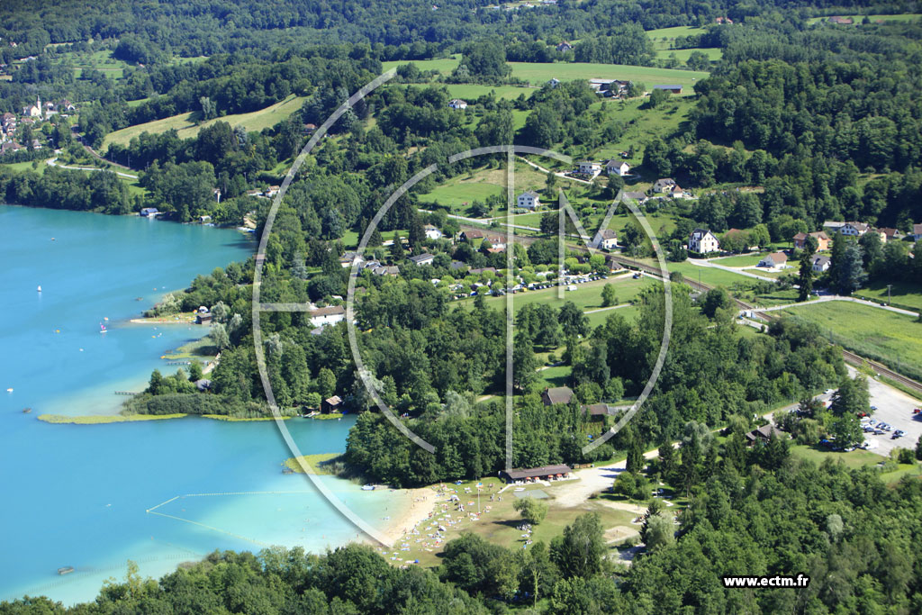 Photo arienne de Lpin-le-Lac