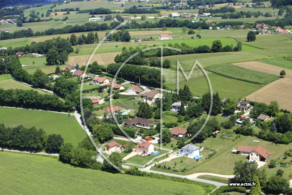 Photo arienne de Pressins (Route de la Bruyre)