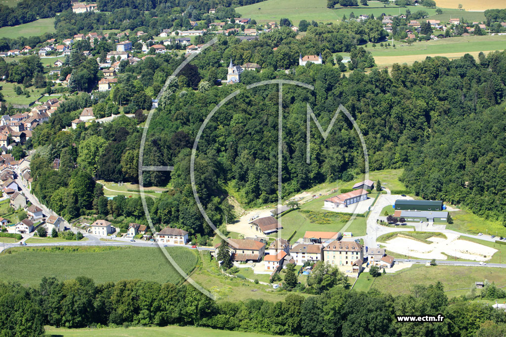 Photo arienne de Saint-Geoire-en-Valdaine