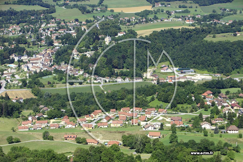 Photo arienne de Saint-Geoire-en-Valdaine (Choche)