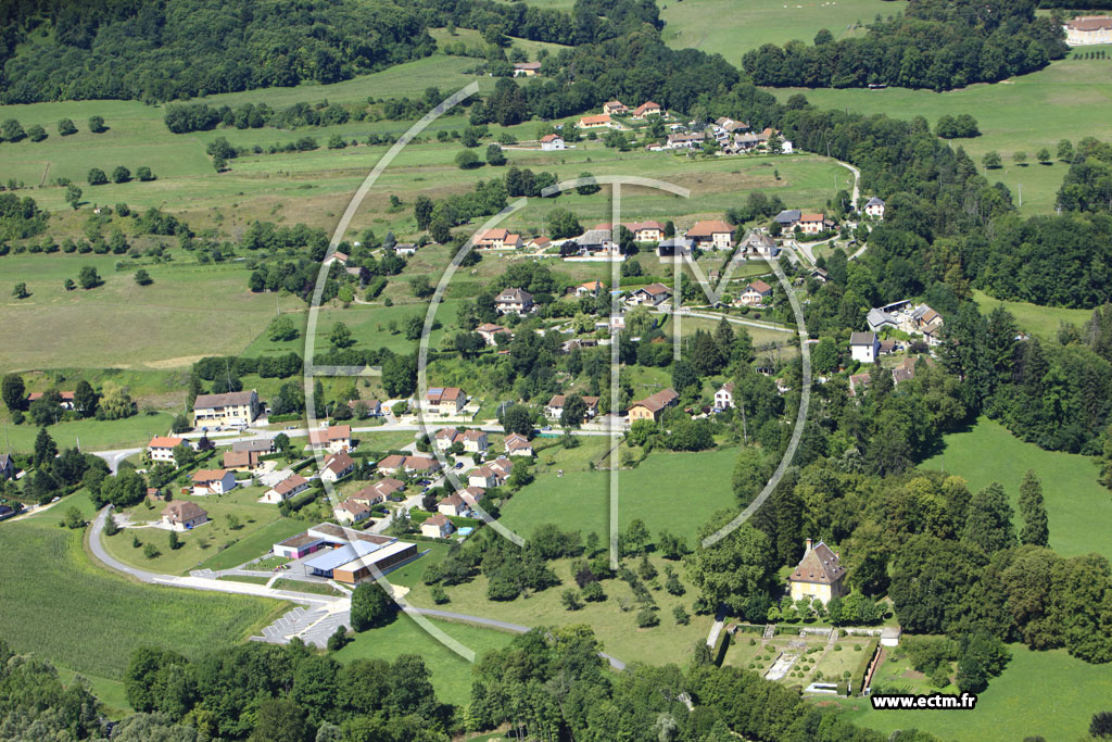 Photo arienne de Saint-Geoire-en-Valdaine (La Lambertire)