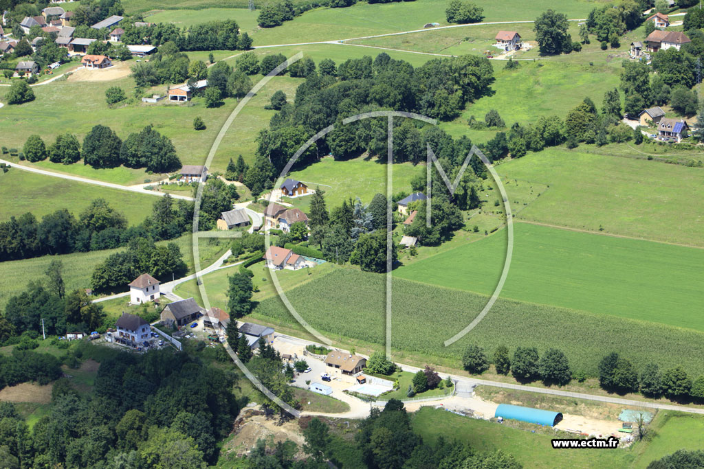 Photo arienne de Verel-de-Montbel