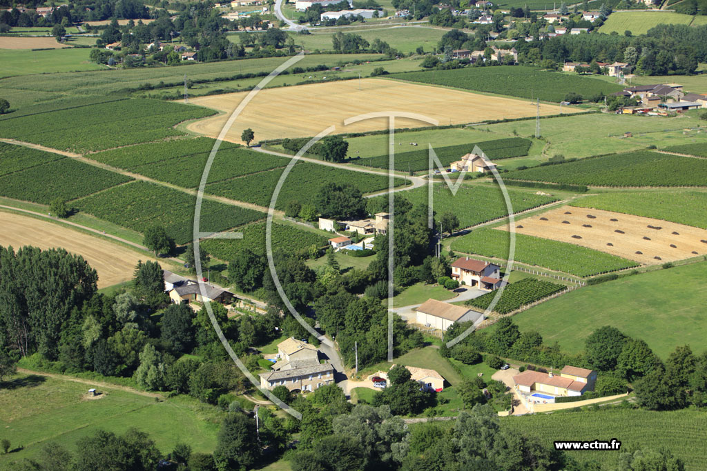 Photo arienne de Priss (Le Moulin de Narbonne)