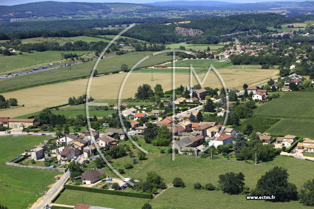 Photo arienne de Saint-Martin-Belle-Roche