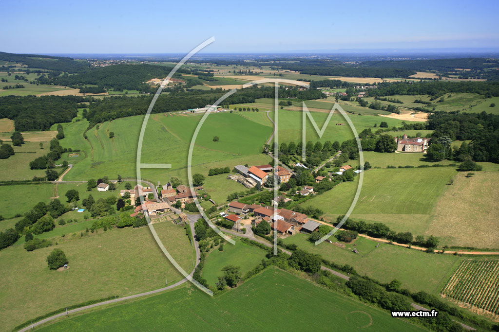 Photo arienne de Saint-Maurice-de-Satonnay (Satonnay)