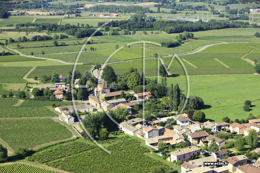 Photo arienne de Vinzelles (Loch)