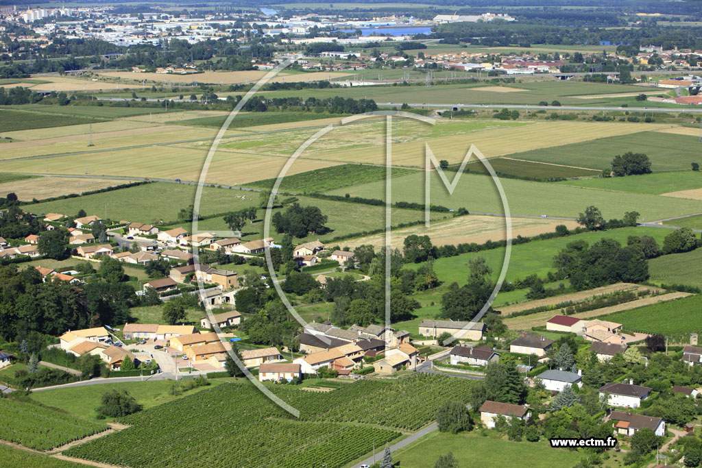 Photo arienne de Vinzelles (Malpertuis)