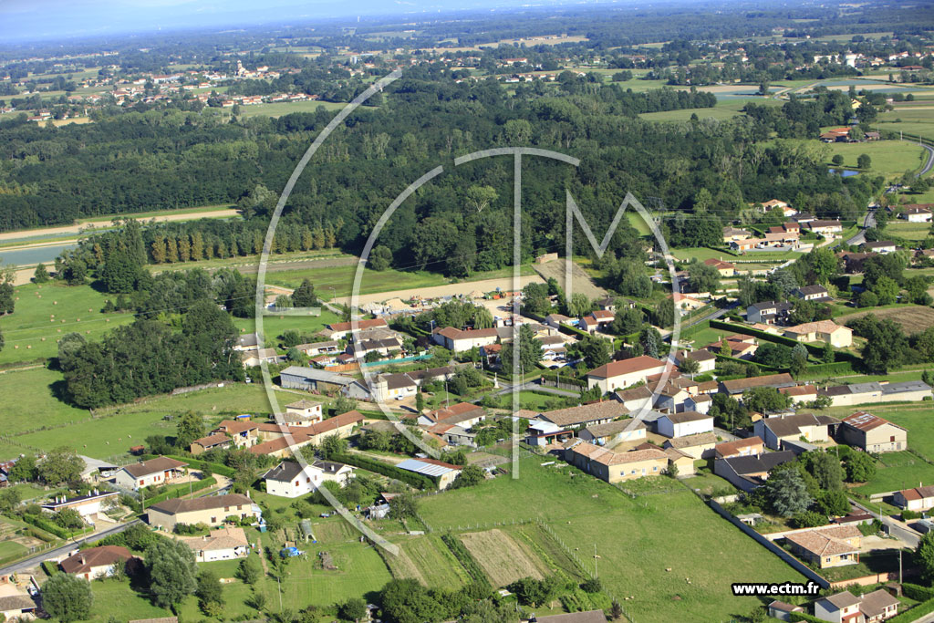 Photo arienne de Feillens (Montagnat)