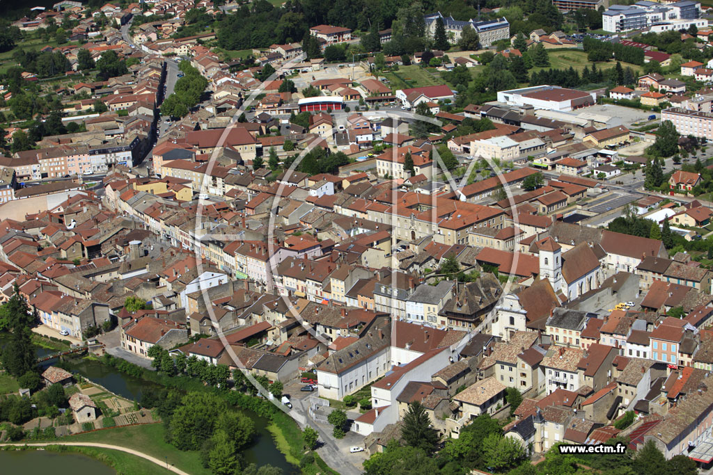 Photo arienne de Pont-de-Vaux