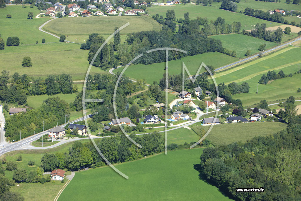 Photo arienne de Versonnex (La Maison de Terre)