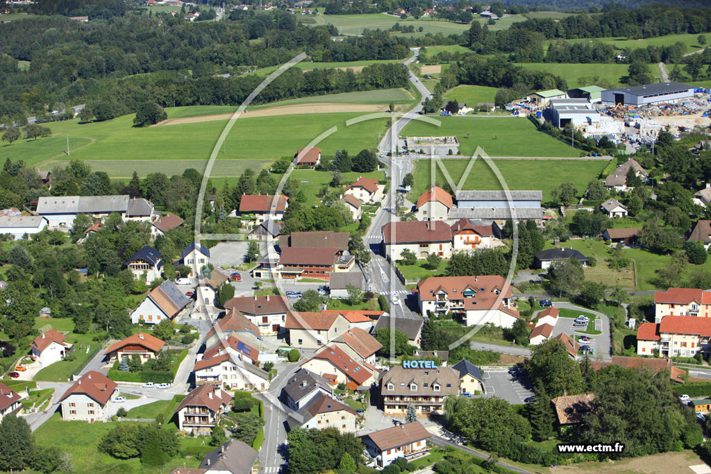 Photo arienne de Villy-le-Pelloux