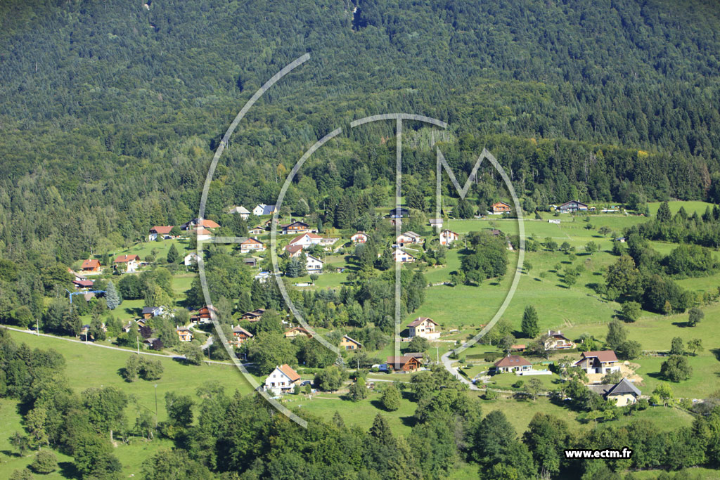 Photo arienne de Viuz-la-Chisaz