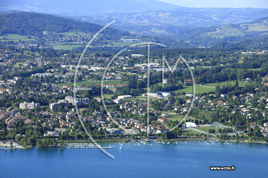 Photo arienne de Annecy-le-Vieux (Albigny)
