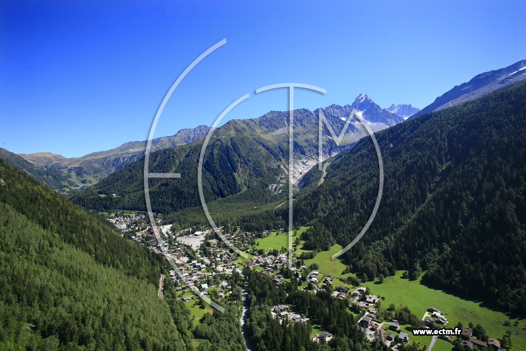 Photo arienne de Chamonix-Mont-Blanc (Argentire)