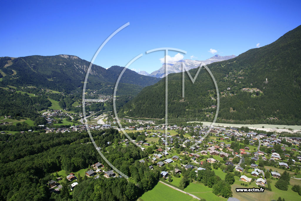 Photo arienne de Les Houches