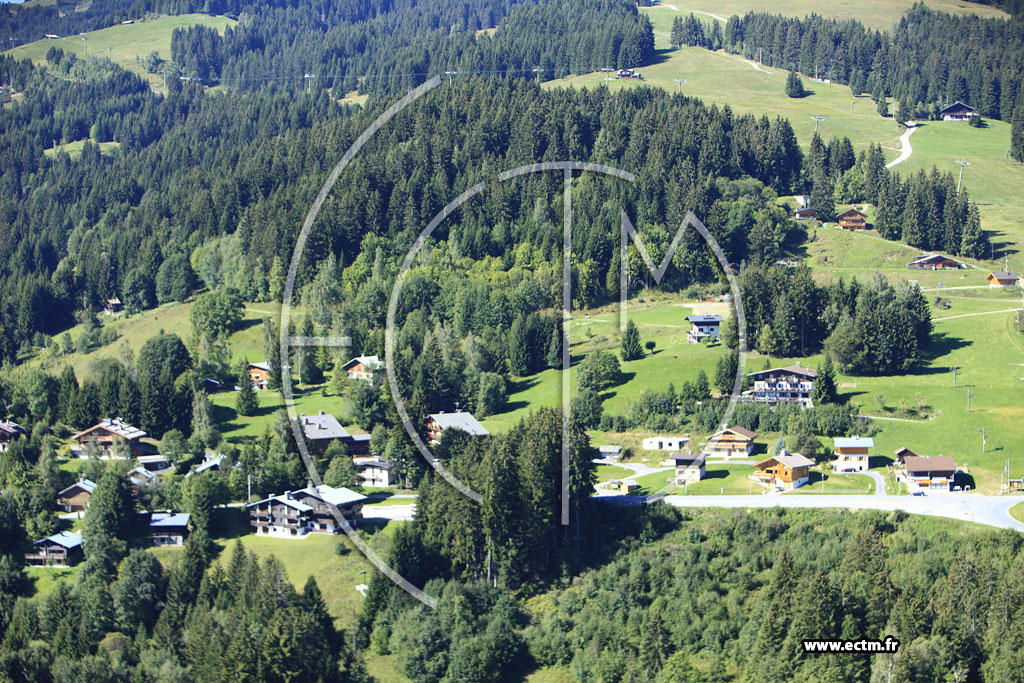 Photo arienne de Saint-Gervais-les-Bains(Route des Communailles)