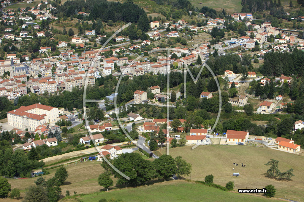 Photo arienne de La Sauve-sur-Semne