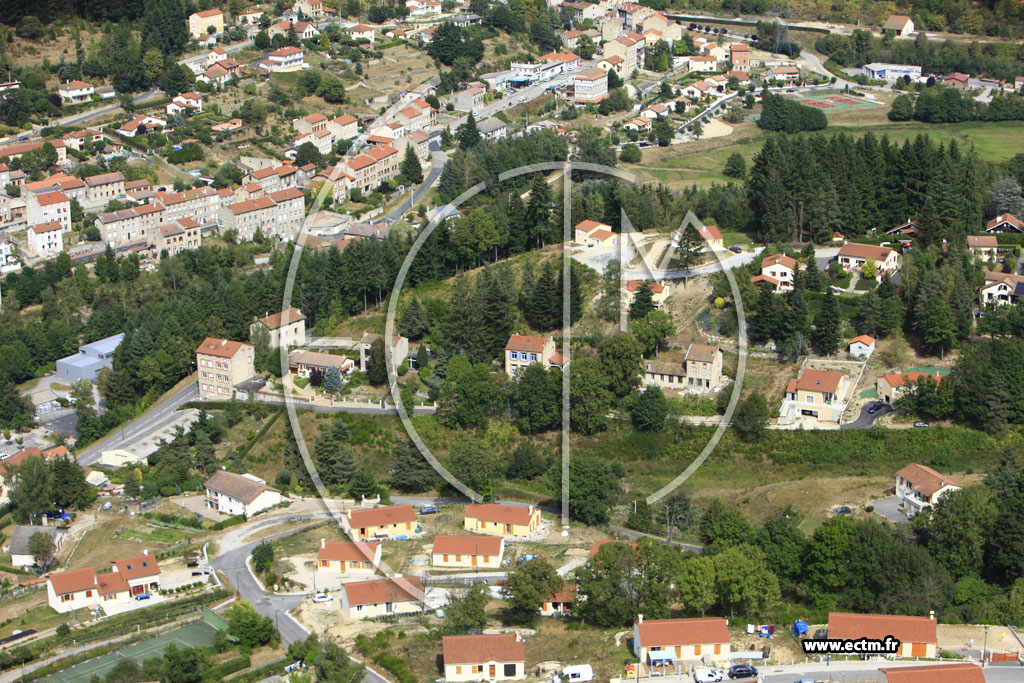 Photo arienne de La Sauve-sur-Semne