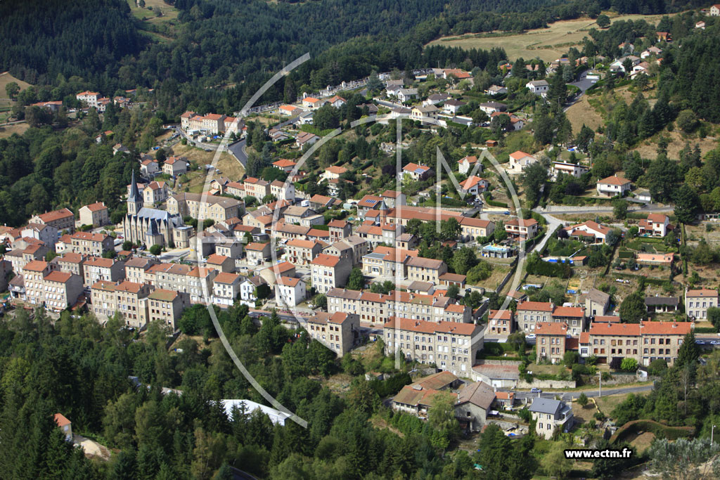 Photo arienne de La Sauve-sur-Semne
