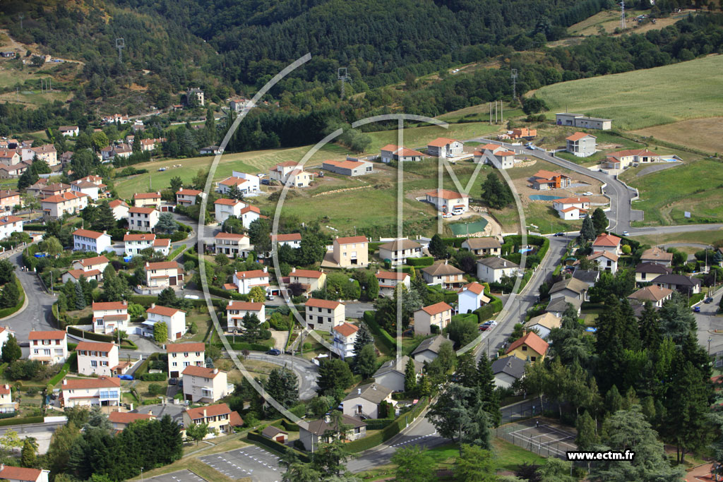 Photo arienne de Le Chambon-Feugerolles (Jean Bouin)