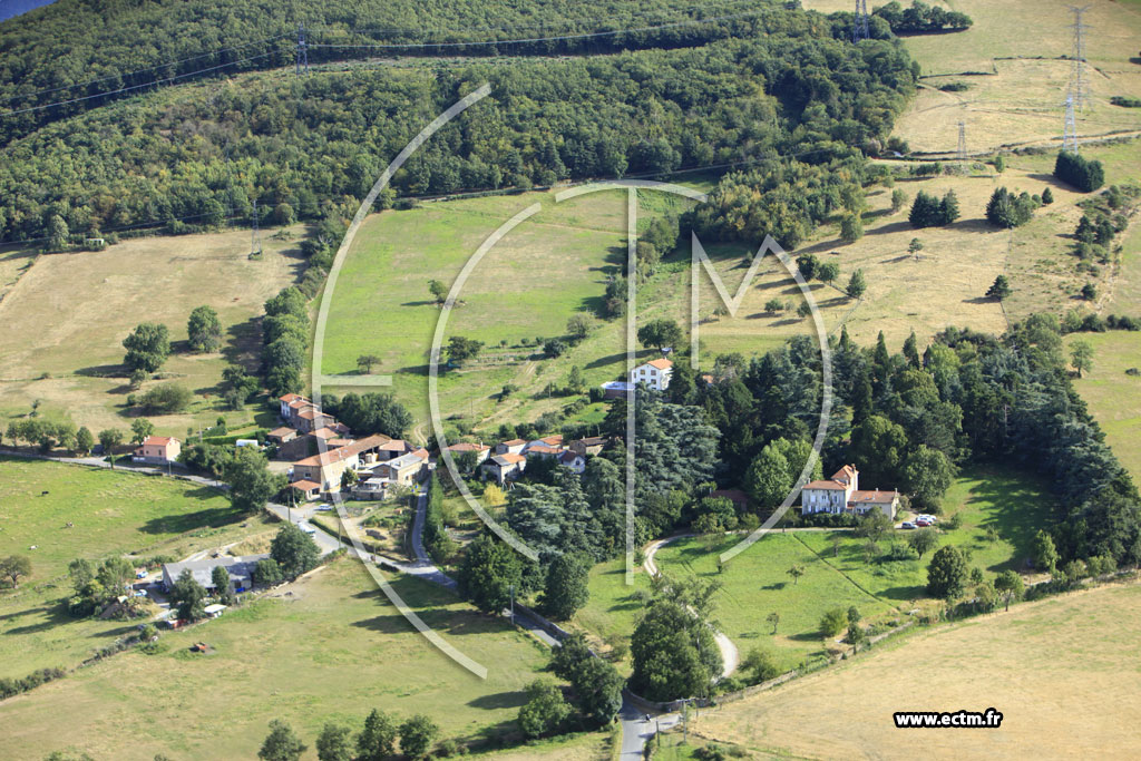 Photo arienne de Saint-Chamond (Bonzieux)