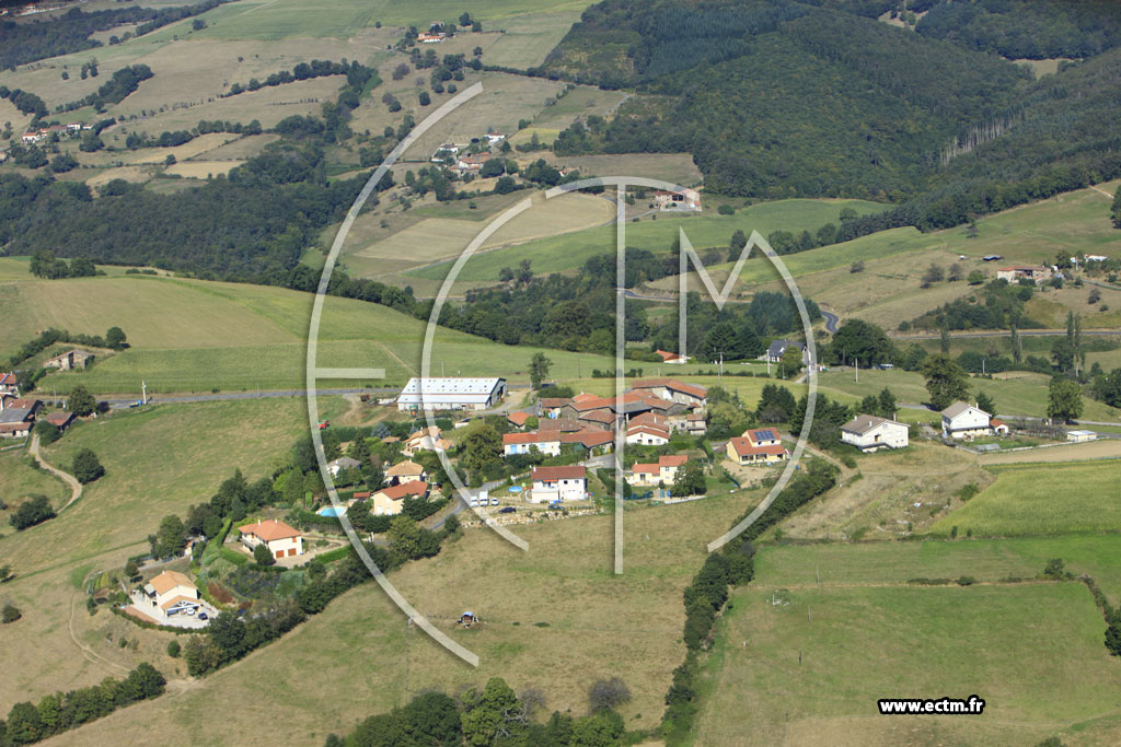 Photo arienne de Saint-Christo-en-Jarez (La Borgia)